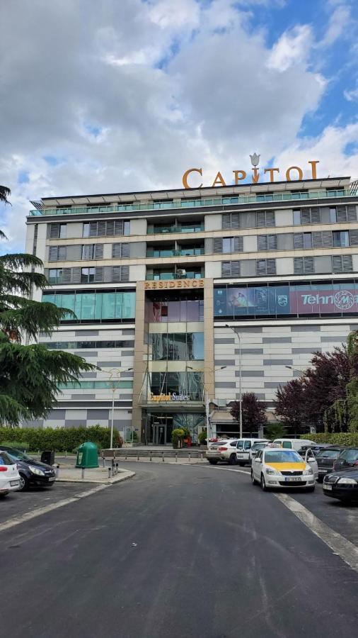 Diva Capitol Luxury Apartment Skopje Luaran gambar