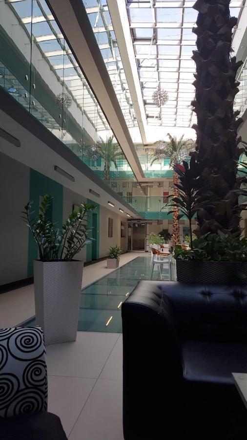 Diva Capitol Luxury Apartment Skopje Luaran gambar