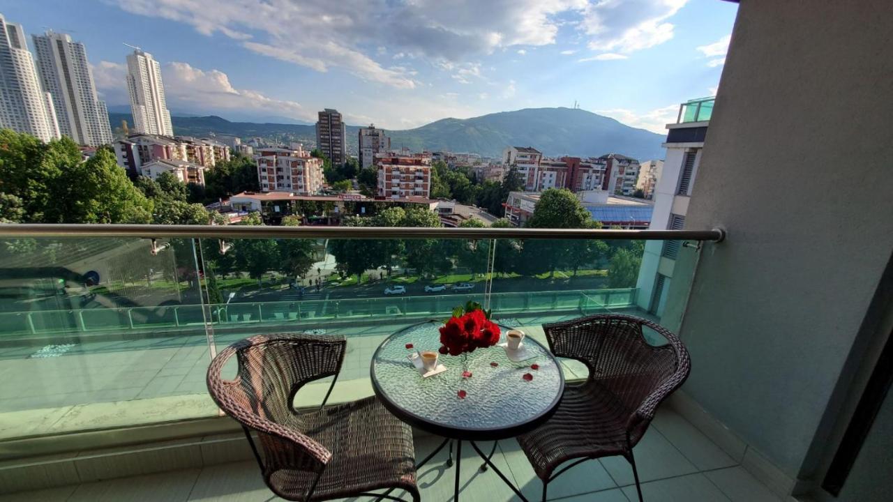 Diva Capitol Luxury Apartment Skopje Luaran gambar