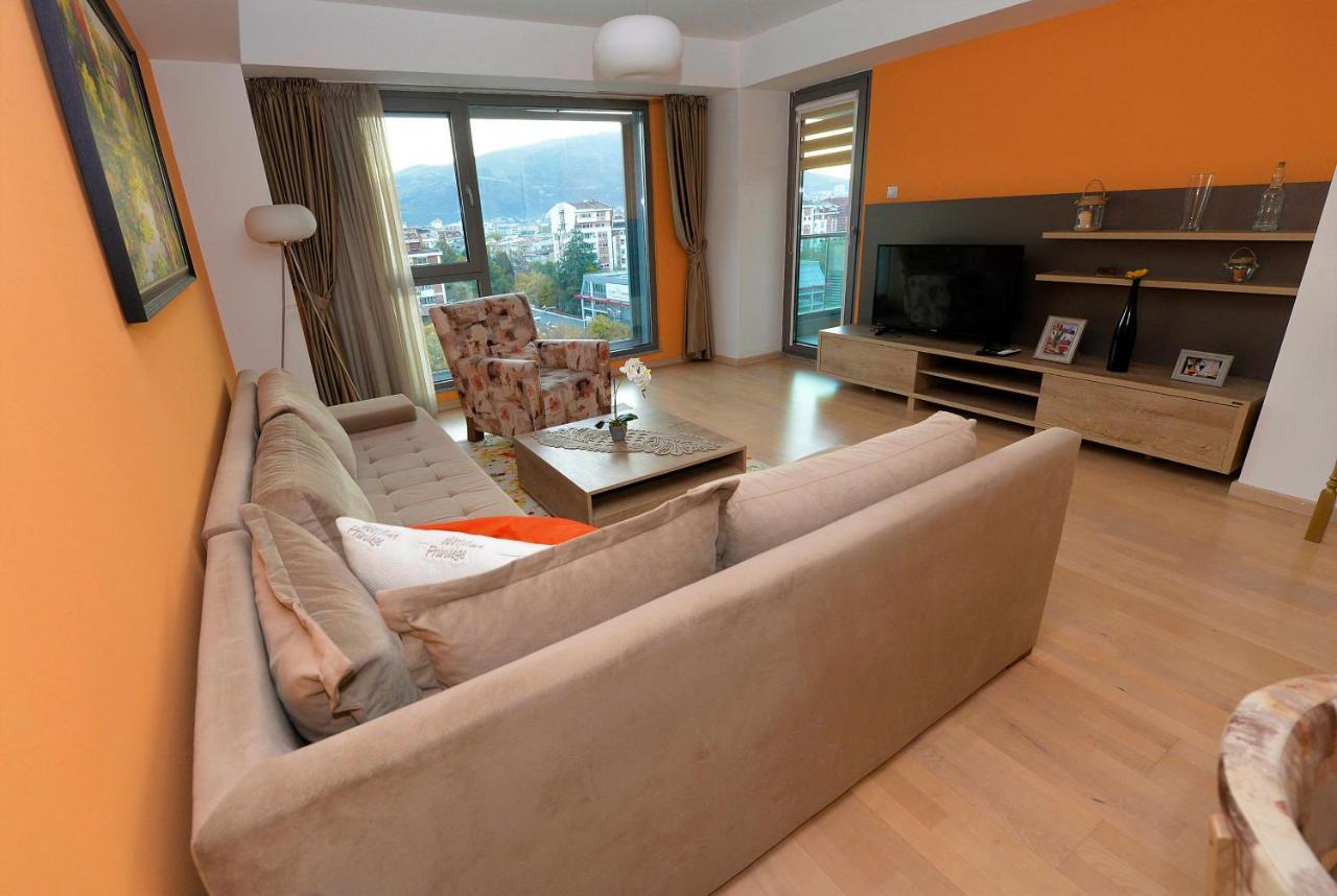 Diva Capitol Luxury Apartment Skopje Luaran gambar