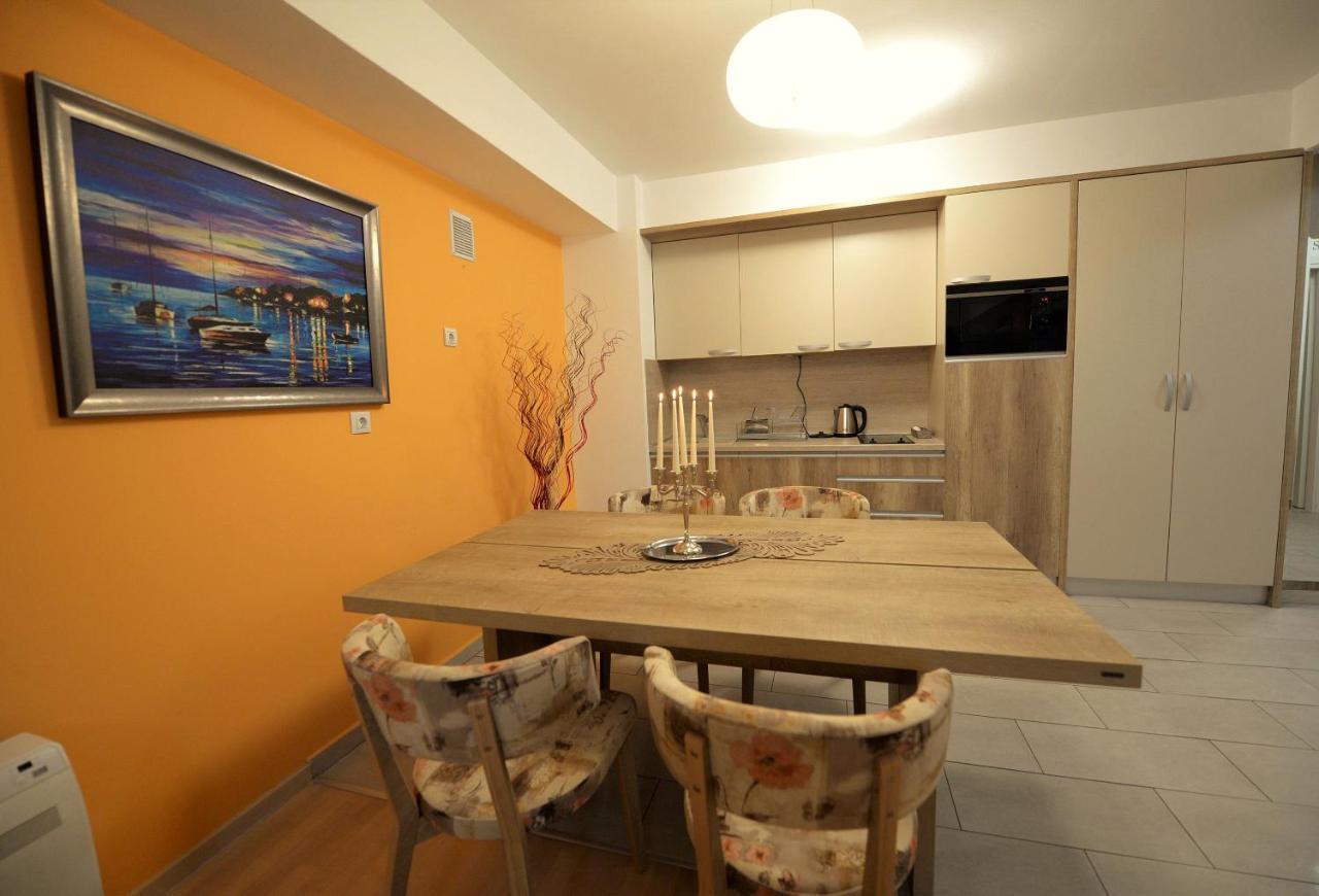 Diva Capitol Luxury Apartment Skopje Luaran gambar